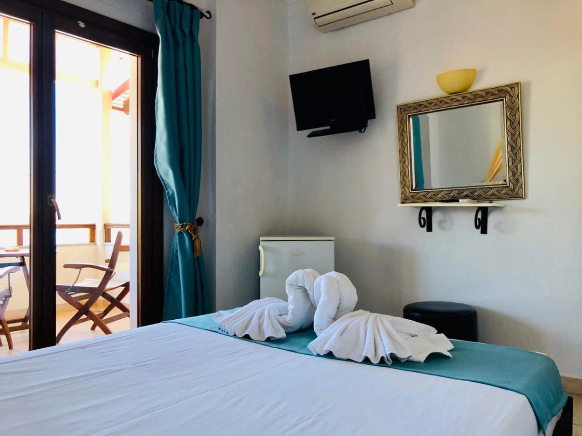 Pansion Pasalimani Hotel อาโมเลียนี ภายนอก รูปภาพ